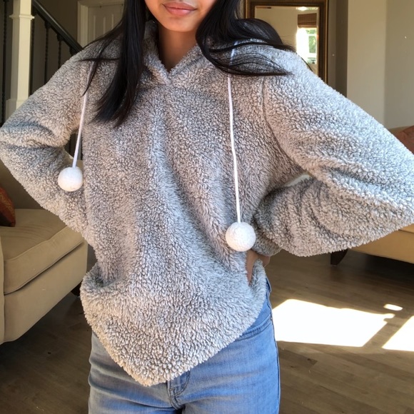 Super super soft and fuzzy sweatshirt - Picture 3 of 4
